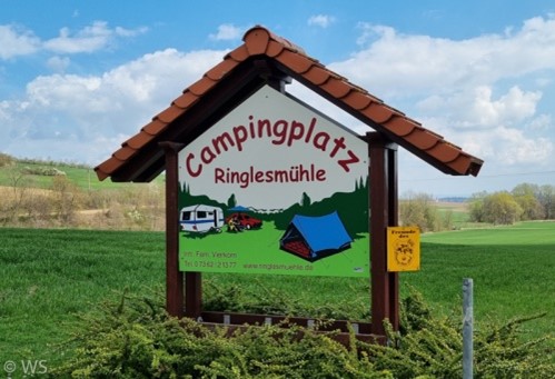 Firmenschild des Campingplatzes